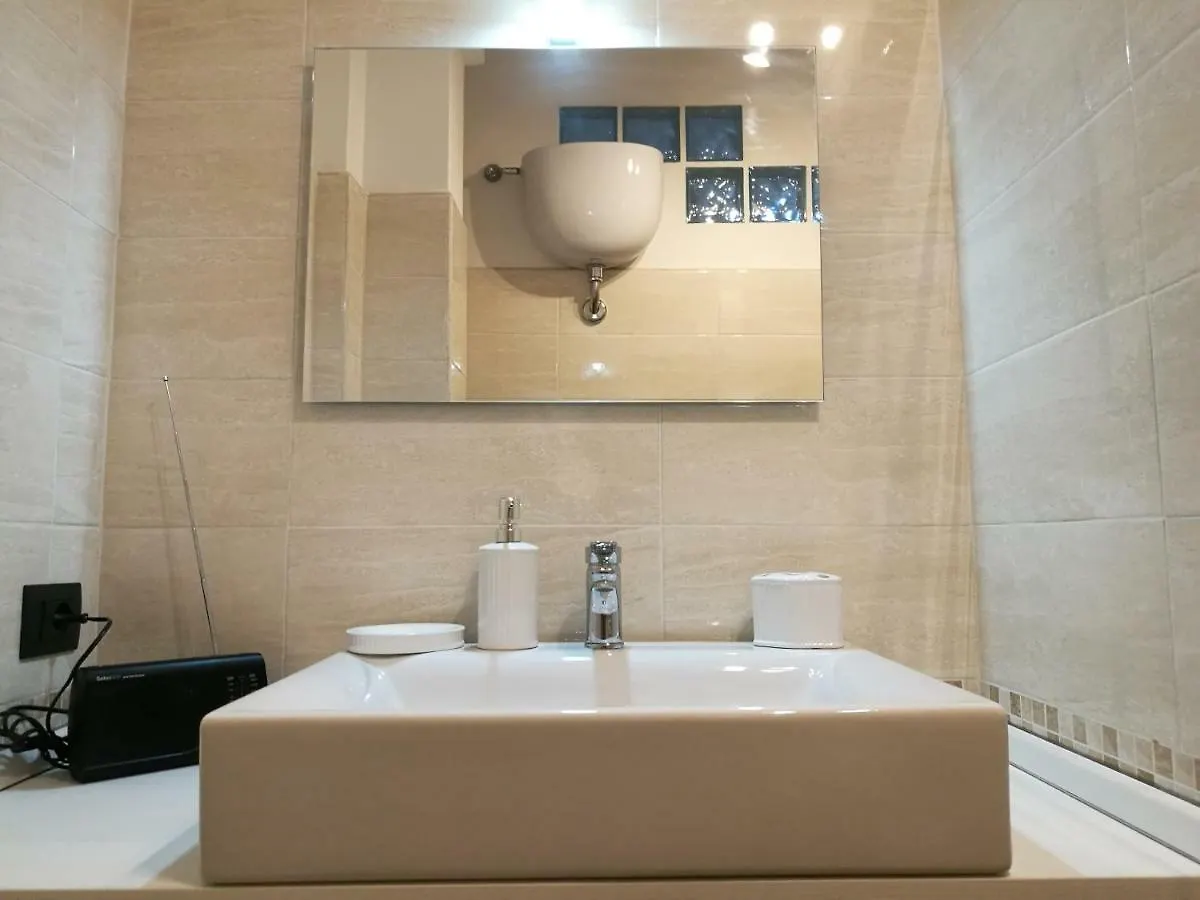 Alloggio Turistico Le Fioriere Hotel Rome Apartment