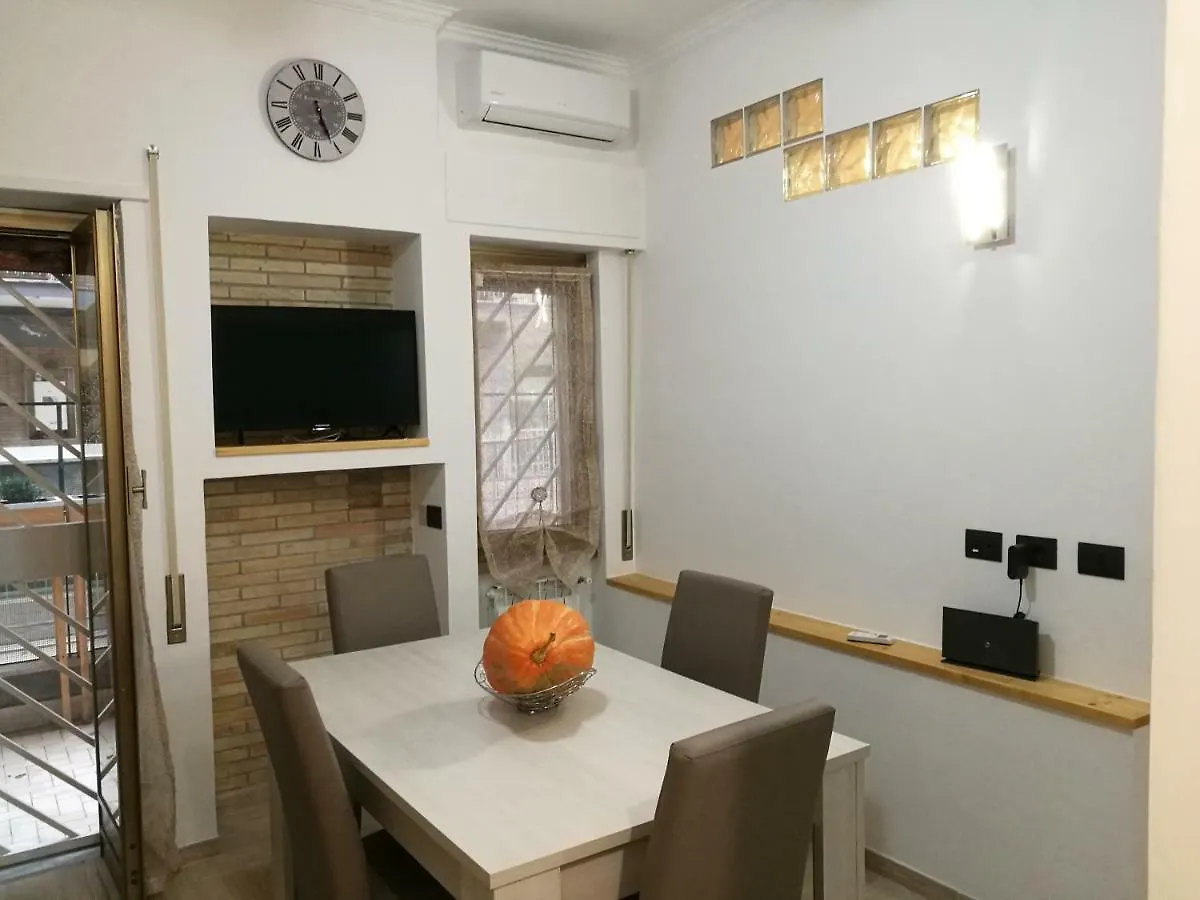 Apartment Alloggio Turistico Le Fioriere Hotel Rome